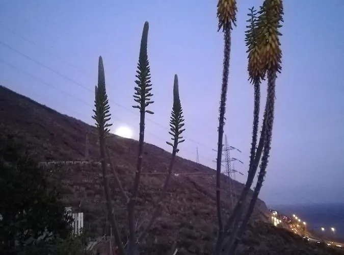 La Casita De Estrella بيت شباب كانديلاريا